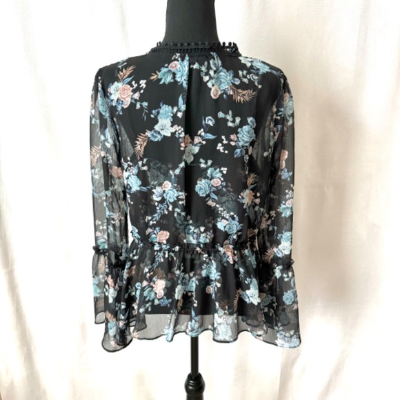 WHBM Floral Blouse Flowy Sheer Long Sleeve Size M - Picture 4 of 6